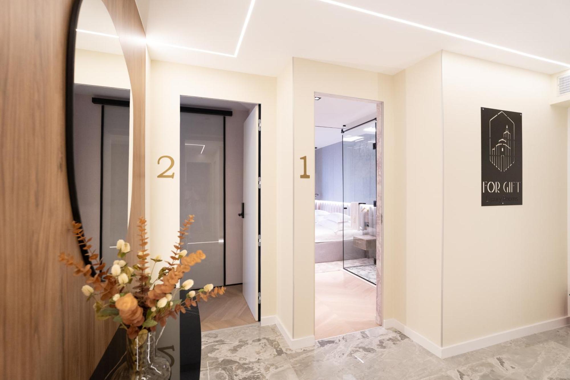 Luxury Rooms - For Gift 扎达尔 外观 照片
